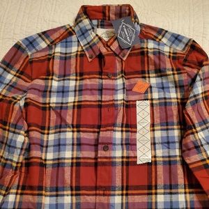 NWT St. John’s Bay Long Sleeve Flannel Dress Shirt Size M